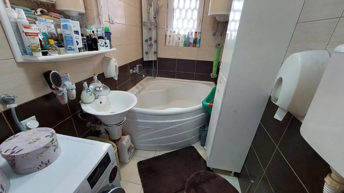 Rent, three bedroom apartment, 64m², Bulevar Oslobodjenja, Novi Sad Sve Podlokacije