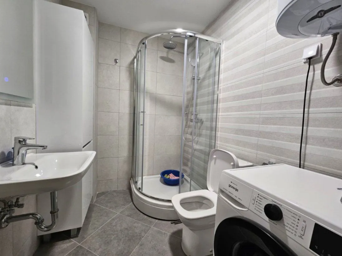 Izdavanje, jednosoban stan, 45m², Zabjelo, Podgorica