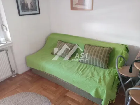 Izdavanje, stan, 25m², Sajam, Novi Sad Sve Podlokacije - image 6