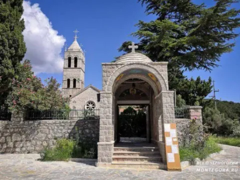 Prodaja, plac, 1750m², Reževići, Budva - image 4