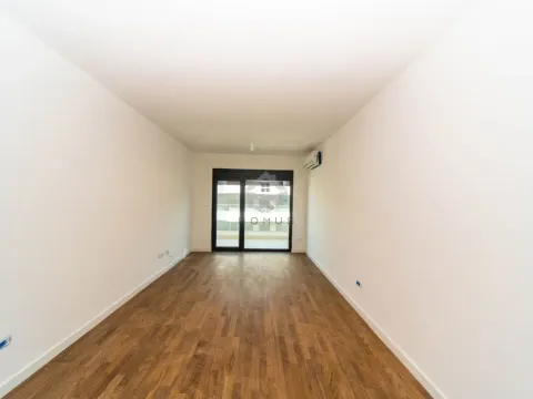 Prodaja, jednosoban stan, 48m², Bar, Crna Gora - image 1