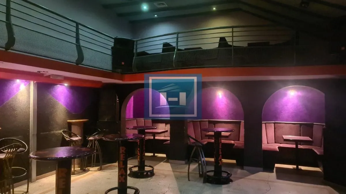 Prodaja, poslovni prostor, 160m², Centar, Leskovac