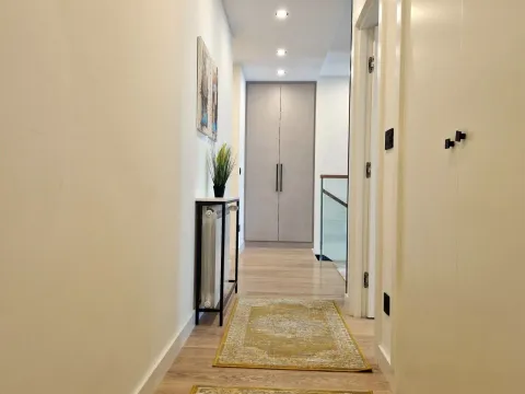 Prodaja, četvorosoban stan, 138m², Beograd Na Vodi, Beograd - image 12