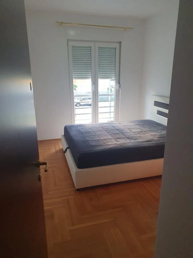 Rent, one bedroom apartment, 50m², Stari Aerodrom, Podgorica