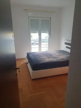 Rent, one bedroom apartment, 50m², Stari Aerodrom, Podgorica - image 8