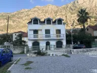 Prodaja, kuća, 200m², Kotor, Crna Gora - image 1