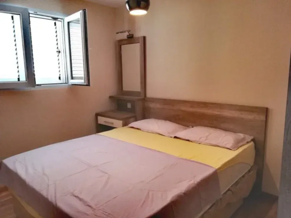 Prodaja, dvosoban stan, 44m², Krašići, Tivat