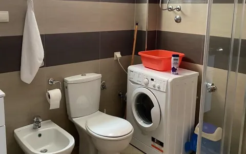Izdavanje, jednosoban stan, 70m², Dobra Voda, Budva - image 10
