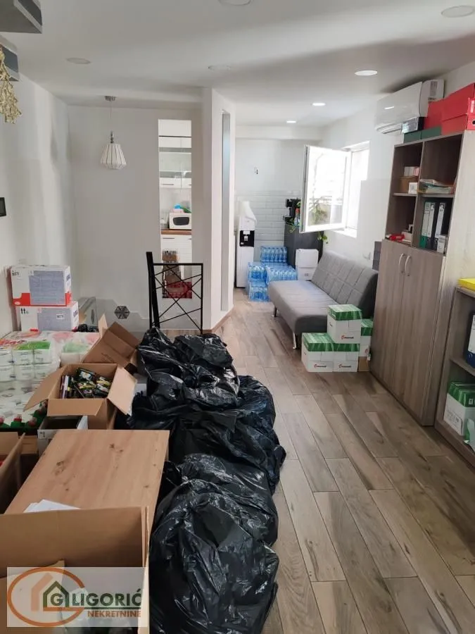 Prodaja, trosoban stan, 72m², Profesorska Kolonija, Palilula Sve Podlokacije