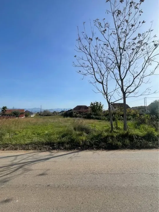 Sale, land lot, 1832m², Donji Kokoti, Podgorica