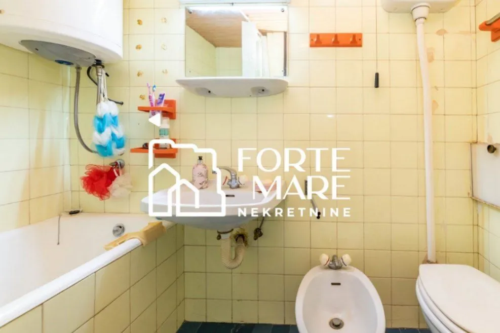 Prodaja, dvosoban stan, 70m², Igalo, Herceg Novi