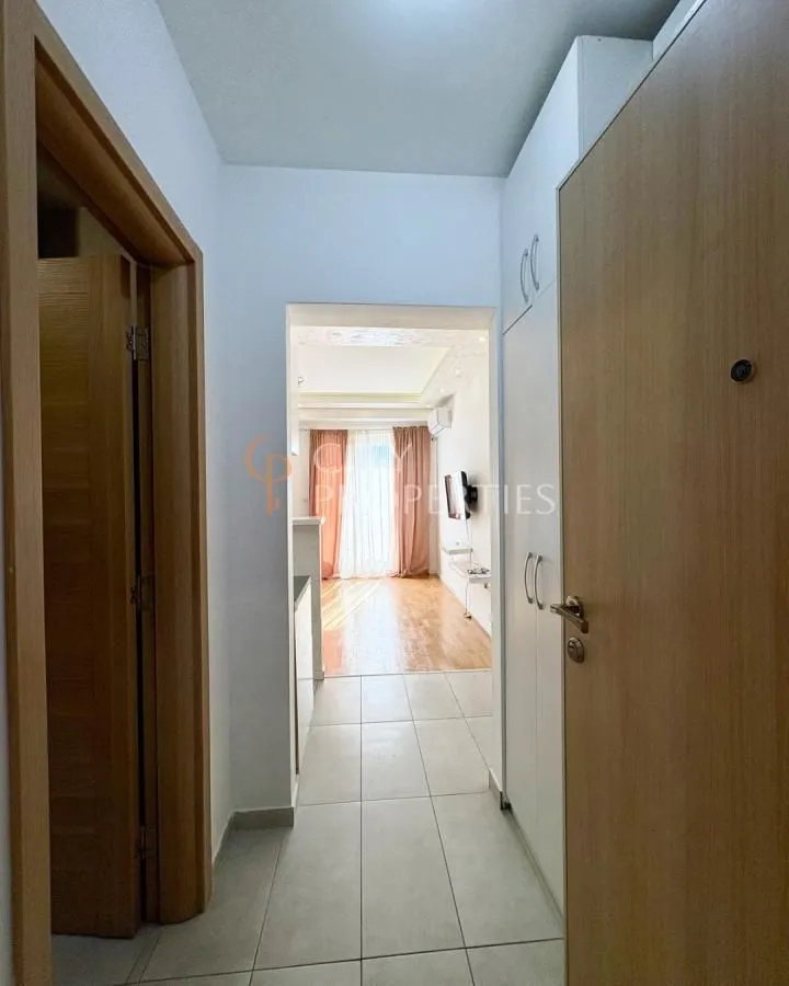 Rent, studio apartment, 30m², Stari Aerodrom, Podgorica