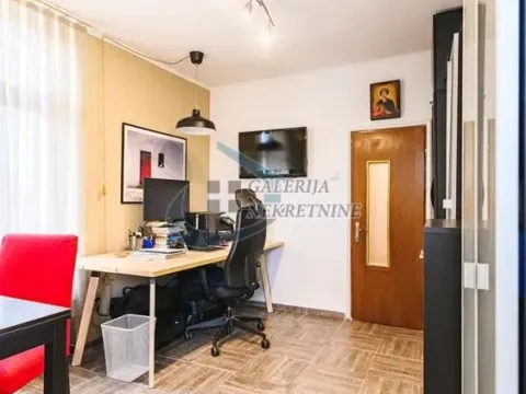 Prodaja, garsonjera, 24m², Stari Grad, Beograd - image 11