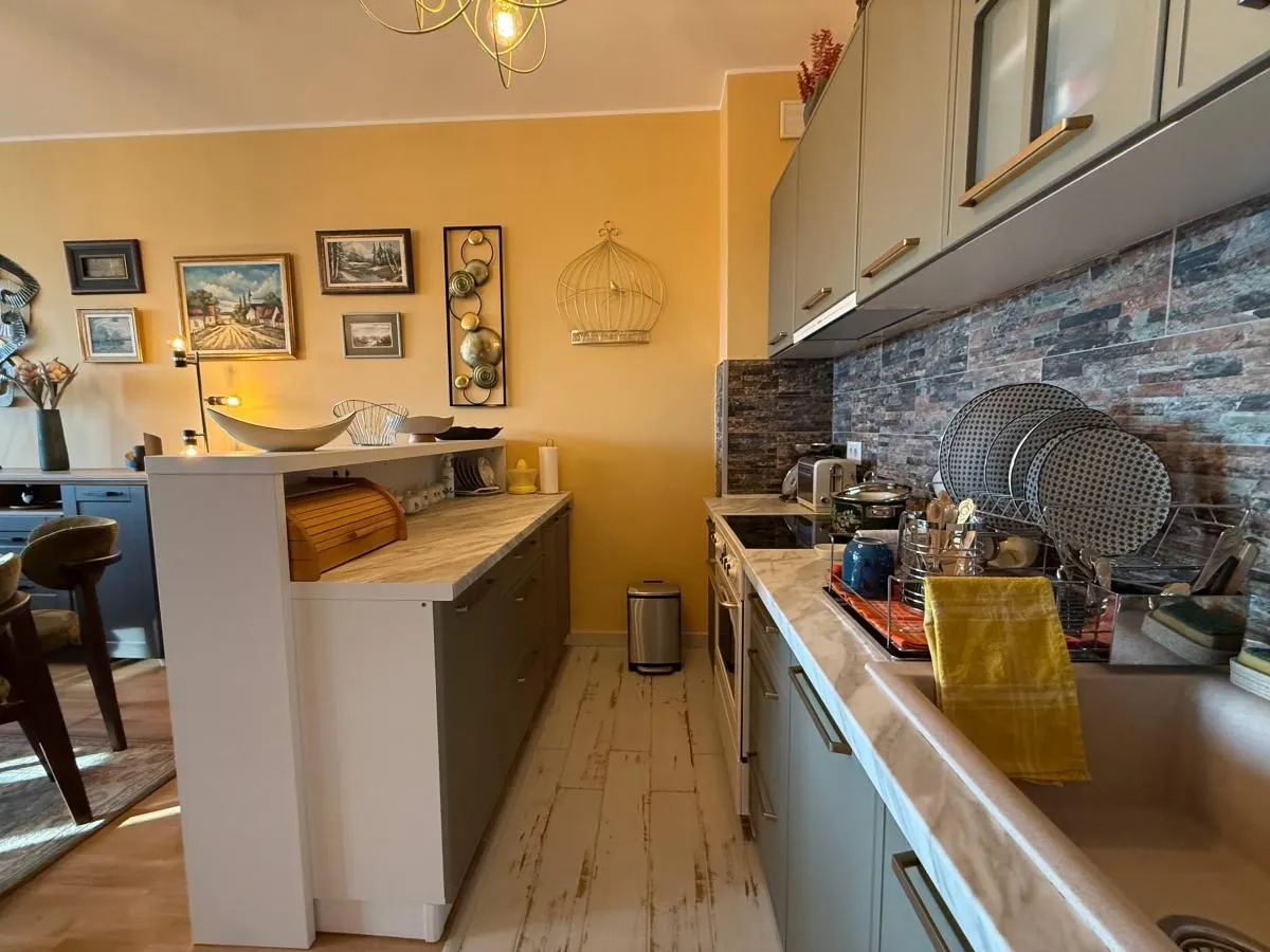 Prodaja, trosoban stan, 59m², Bulevar patrijarha Pavla, Novi Sad Sve Podlokacije