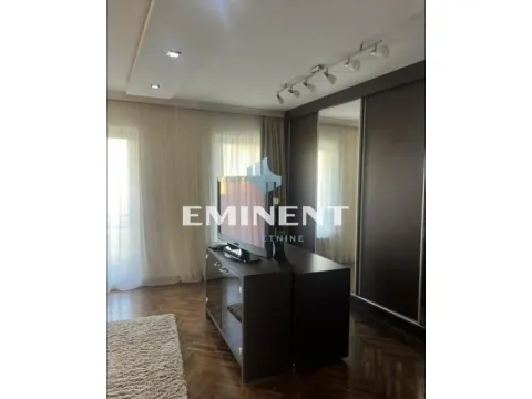 Izdavanje, trosoban stan, 120m², Tašmajdan, Palilula Sve Podlokacije - image 10