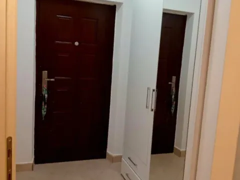 Izdavanje, jednosoban stan, 35m², City Kvart, Podgorica - image 4