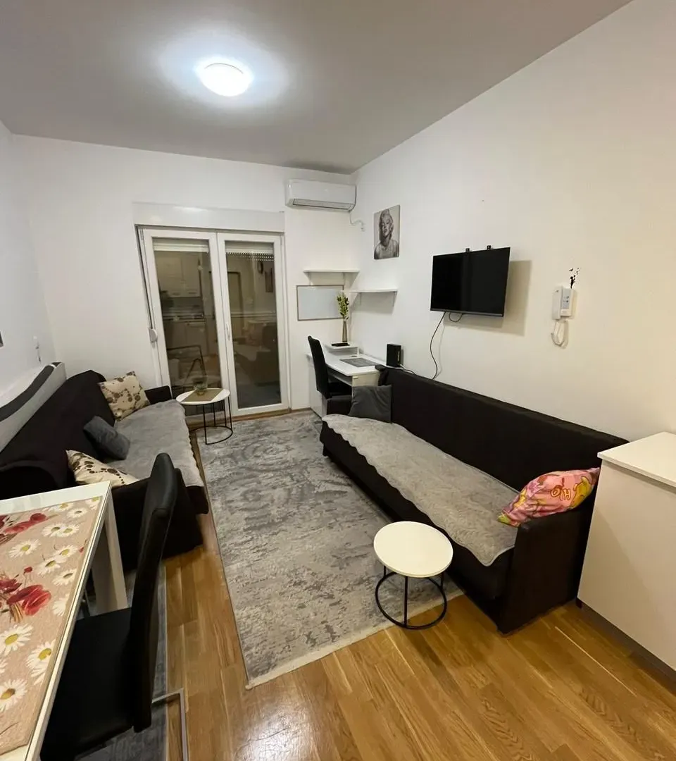 Prodaja, garsonjera, 26m², Tuški Put, Podgorica