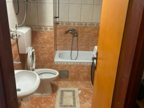 Izdavanje, garsonjera, 35m², Podgorica, Crna Gora - image 11