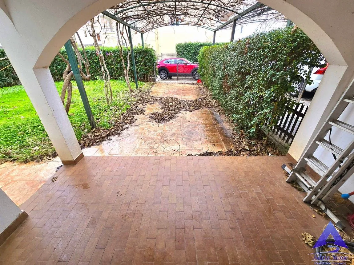Prodaja, trosoban stan, 91m², Velji Vinogradi, Budva