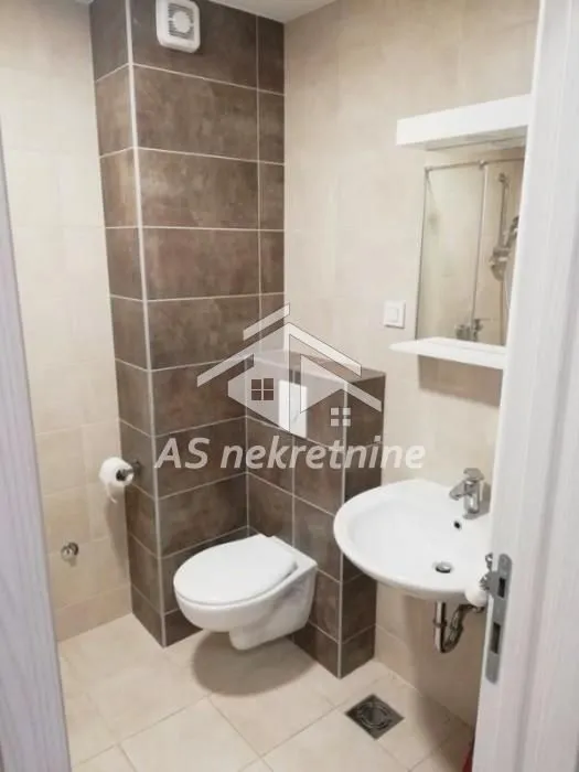 Izdavanje, dvosoban stan, 49m², Hala Pionir, Palilula Sve Podlokacije