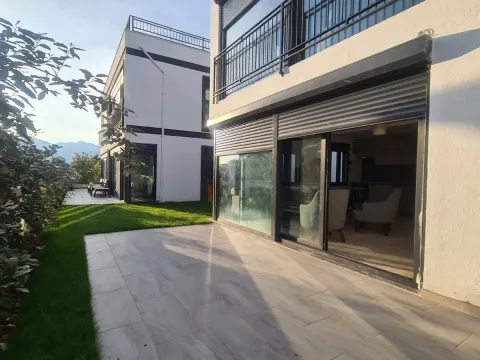Sale, two bedroom apartment, 61m², Tivat, Crna Gora - image 17