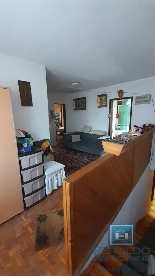 Prodaja, kuća, 175m², Rakitovo, Jagodina