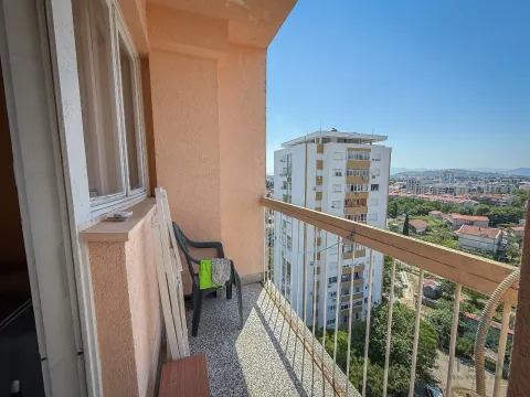 Prodaja, jednosoban stan, 48m², Momišići, Podgorica - image 10