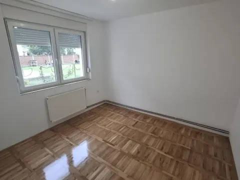 Izdavanje, trosoban stan, 100m², Veternička rampa, Novi Sad Sve Podlokacije - image 6