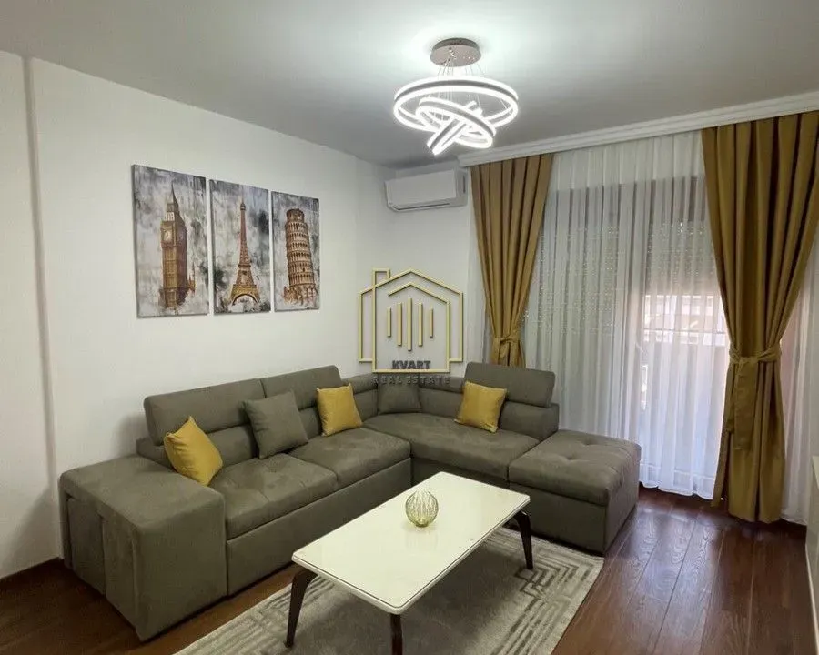 Izdavanje, jednosoban stan, 69m², Master Kvart, Podgorica