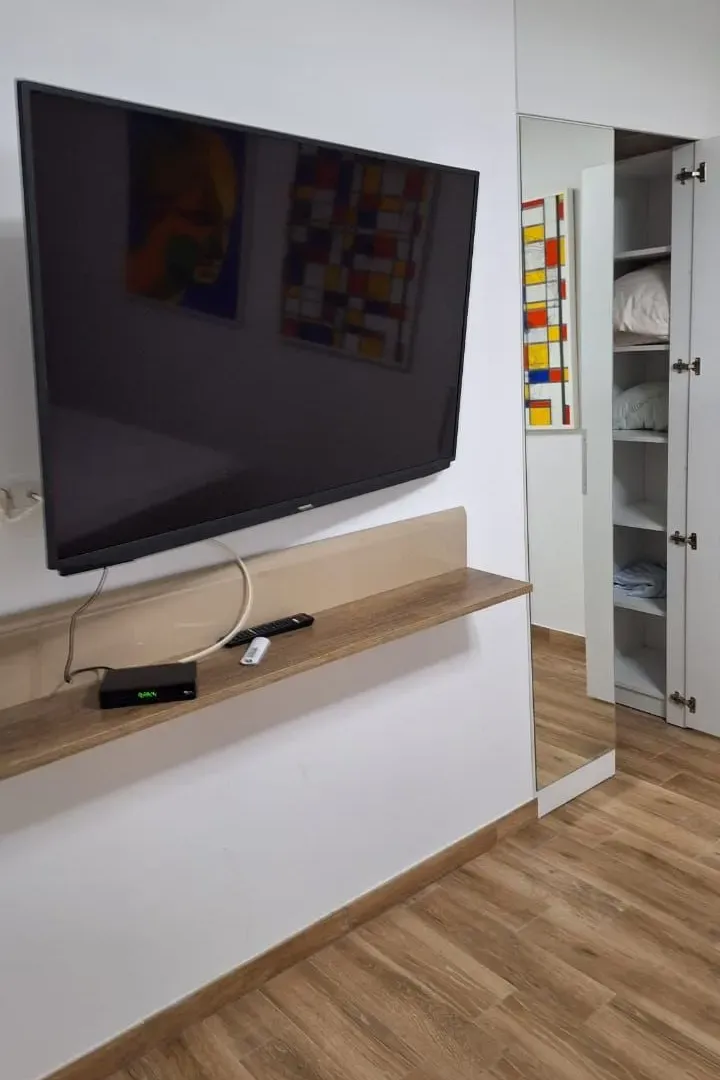 Izdavanje, dvosoban stan, 98m², Donja Lastva, Tivat
