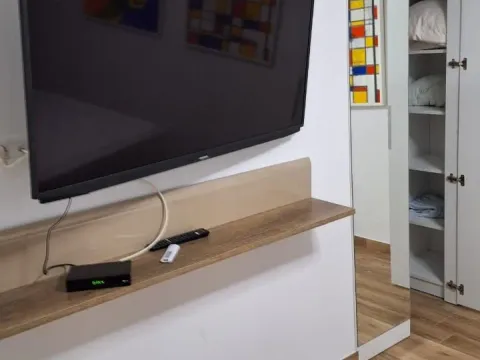 Izdavanje, dvosoban stan, 98m², Donja Lastva, Tivat - image 15