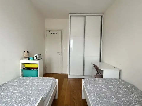 Izdavanje, dvosoban stan, 70m², Central Point, Podgorica - image 4