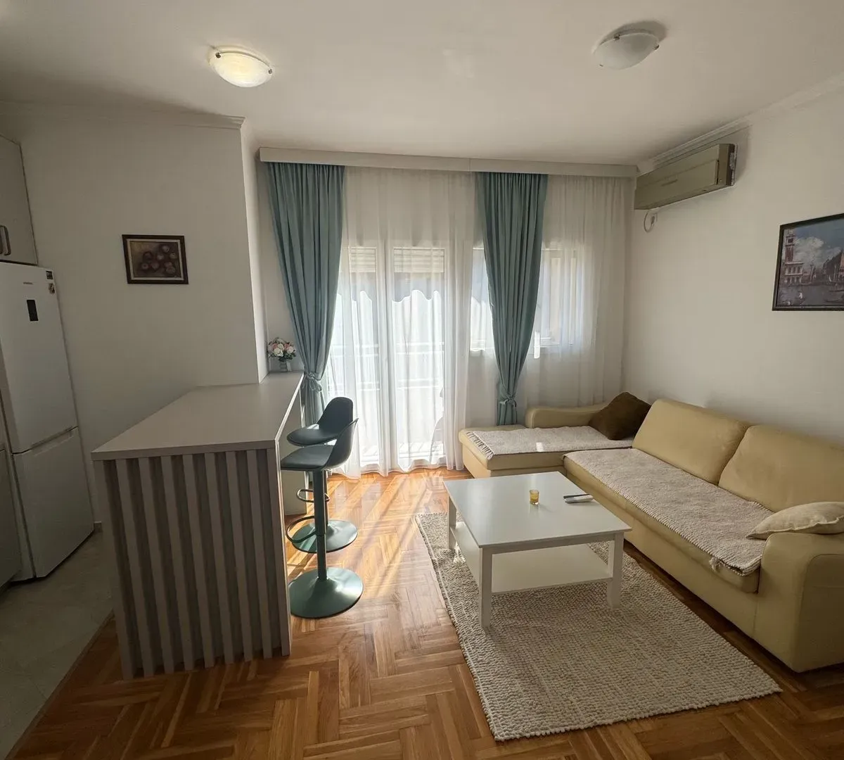 Izdavanje, jednosoban stan, 44m², Budva, Crna Gora