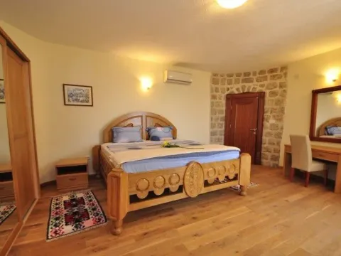 Sale, house, 1300m², Perazića do, Budva - image 13