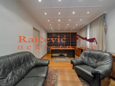 Izdavanje, poslovni prostor, 58m², Novi Beograd Sve Podlokacije, Beograd - image 11