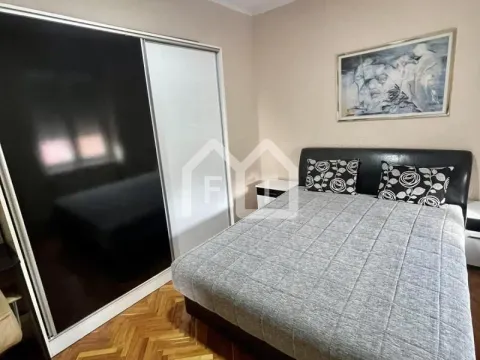 Izdavanje, kuća, 80m², Zemun Gornji Grad, Zemun Sve Podlokacije - image 9