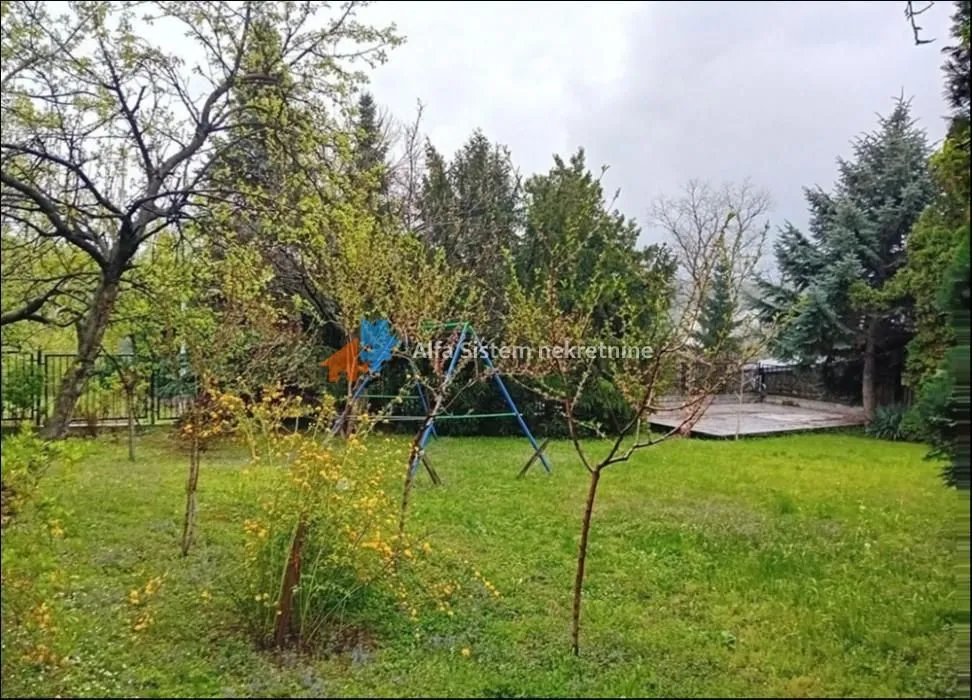Izdavanje, kuća, 330m², Savski Venac, Beograd