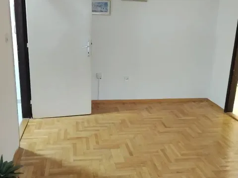 Sale, two bedroom apartment, 58m², Preko Morače, Podgorica - image 3