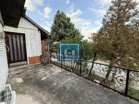 Prodaja, kuća, 500m², Miloševo, Jagodina - image 40