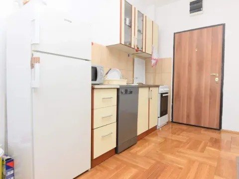 Prodaja, jednosoban stan, 43m², Stari Aerodrom, Podgorica - image 5