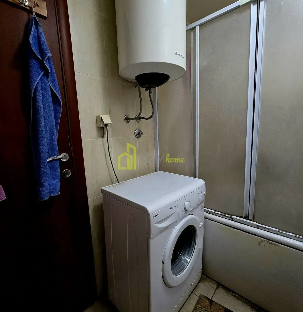 Izdavanje, jednosoban stan, 45m², Vezirov Most, Podgorica