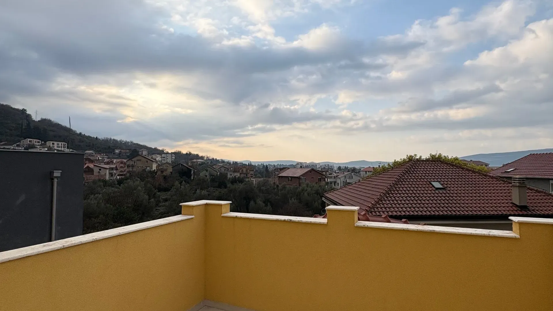 Rent, one bedroom apartment, 50m², Tivat, Crna Gora