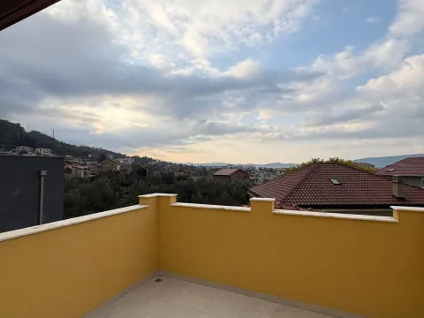 Izdavanje, jednosoban stan, 50m², Tivat, Crna Gora - image 11