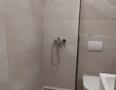 Izdavanje, poslovni prostor, 58m², Centar, Podgorica - image 5