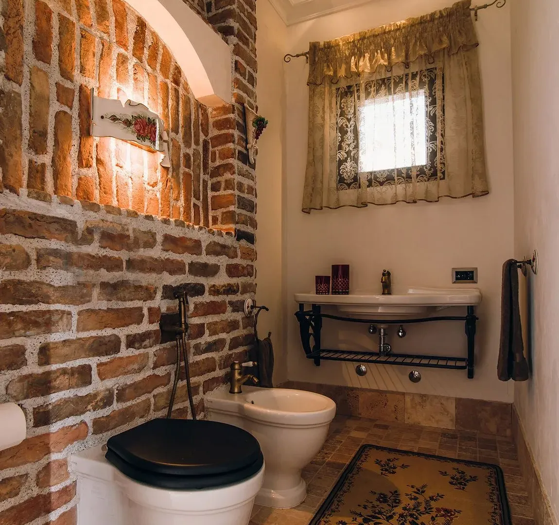 Prodaja, kuća, 550m², Reževići, Budva