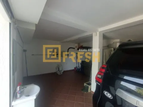 Prodaja, kuća, 423m², Donja Gorica, Podgorica - image 34