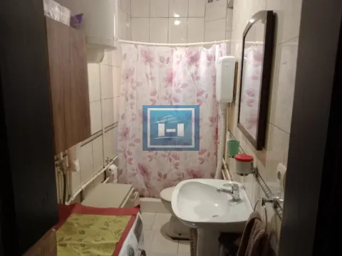 Prodaja, kuća, 174m², Centar, Ćuprija - image 7