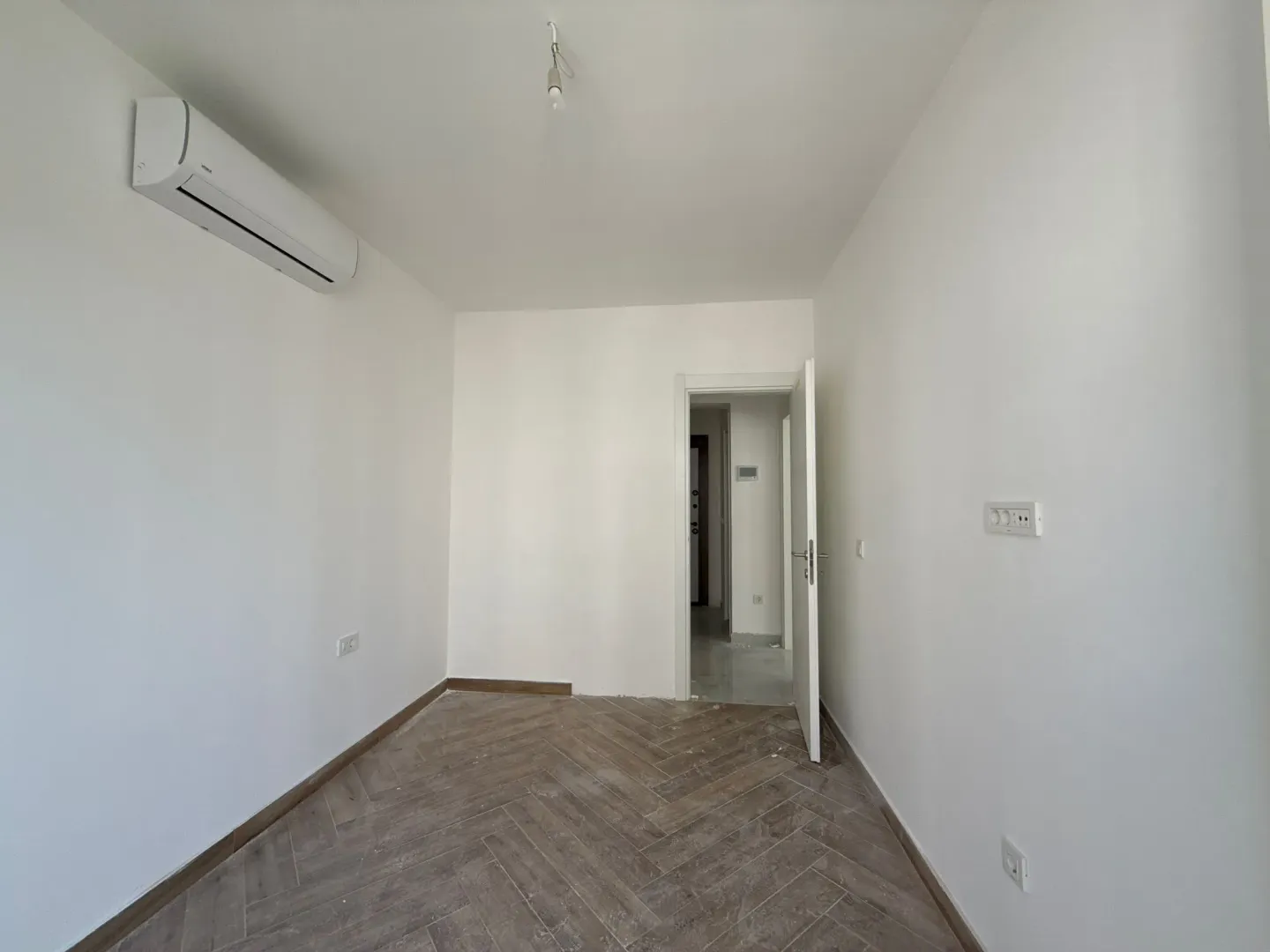 Prodaja, dvosoban stan, 63m², Mrčevac, Tivat