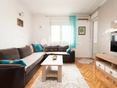 Izdavanje, jednosoban stan, 45m², Stari Aerodrom, Podgorica - image 1