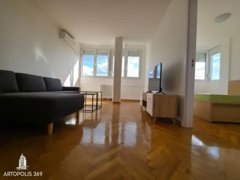 Rent, two bedroom apartment, 41m², Novi Beograd Blok 1 Fontana, Novi Beograd Sve Podlokacije - image 9